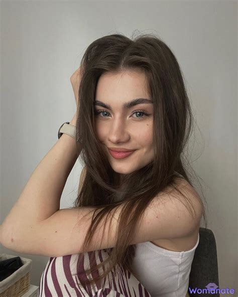 Moldovan Sex Cams. Free XXX Live Porn Chat from Moldova.